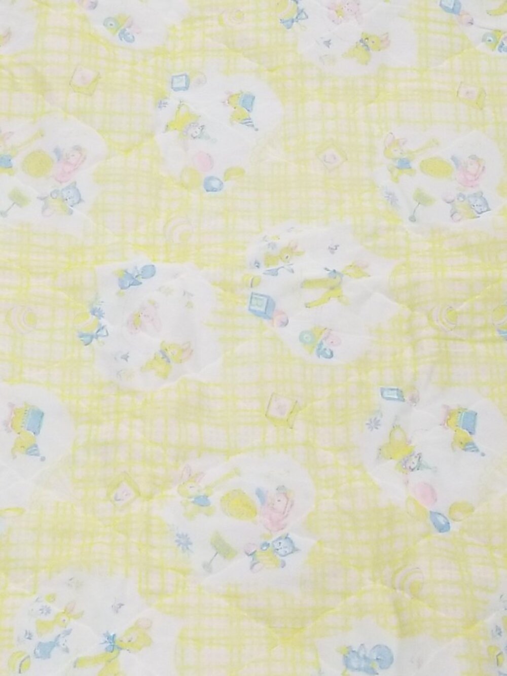 Vintage Baby Blanket/Quilt, Yellow w/ baby animals - Picture 3 of 11